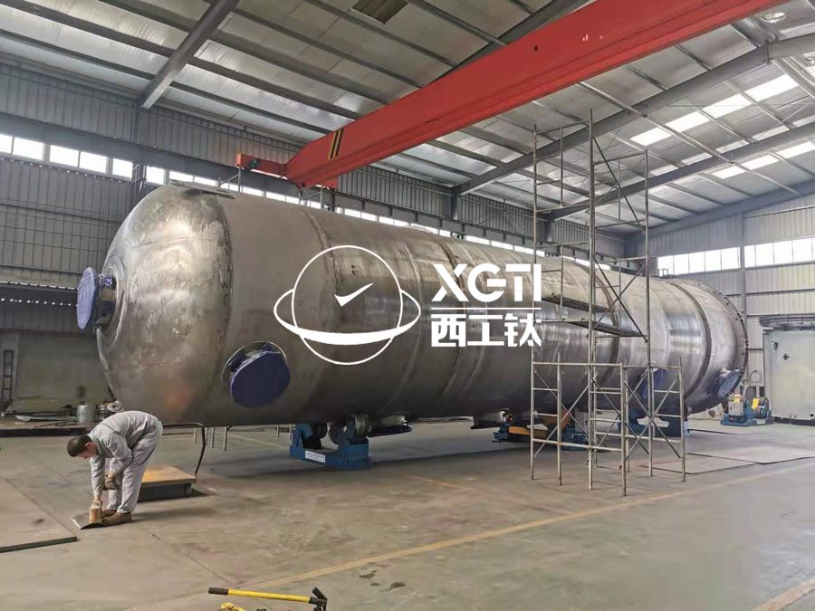 鈦換熱器、鈦反應釜控熱設備的性能與特點